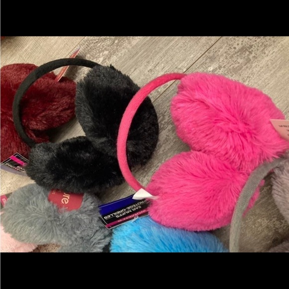NWT Fluffy Ear Muff Warmers - Picture 11 of 14